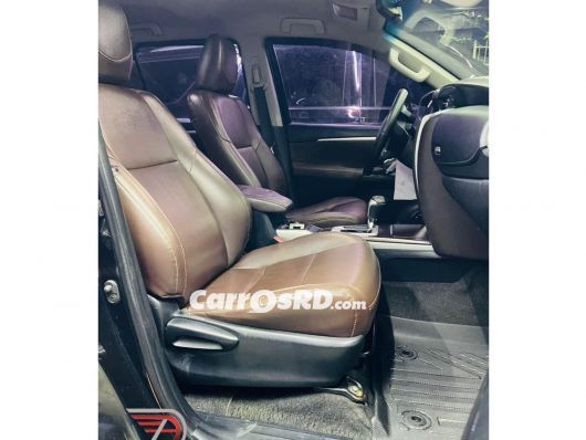 Toyota Fortuner Jeepeta en venta