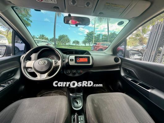 Toyota Vitz Hatchback en venta