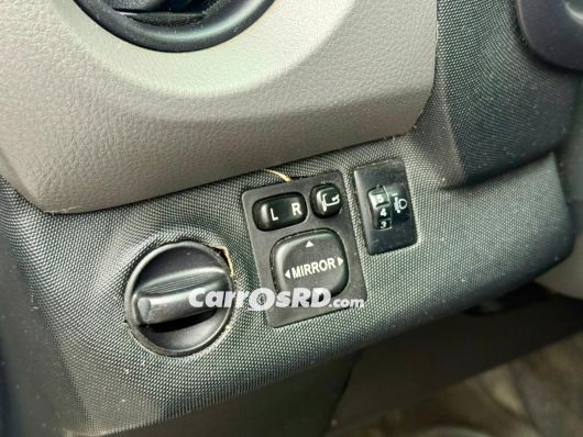 Toyota Vitz Hatchback en venta