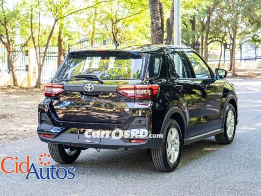 Toyota Raize Jeepeta en venta