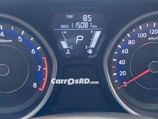 Hyundai Avante Carros en venta