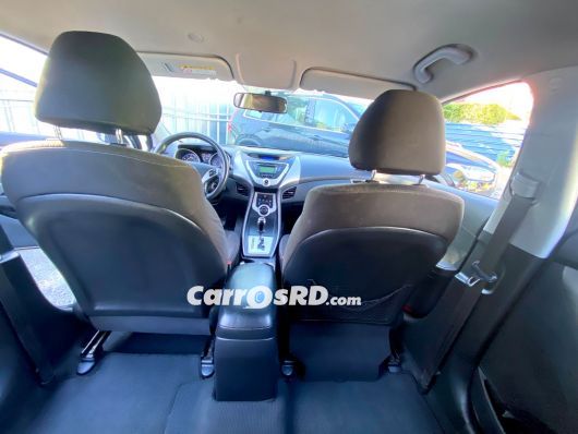 Hyundai Avante Carros en venta