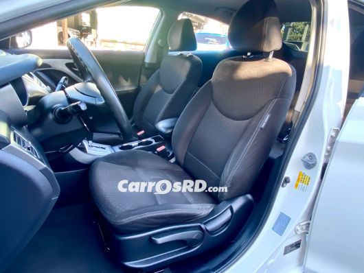 Hyundai Avante Carros en venta