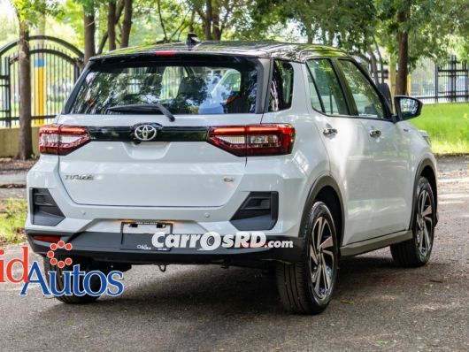 Toyota Raize Jeepeta en venta