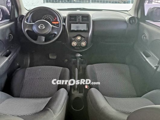 Nissan March Hatchback en venta