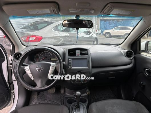 Nissan Versa Carros en venta