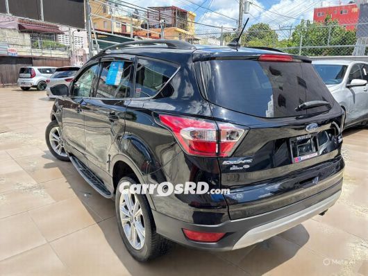 Ford Escape Jeepeta en venta