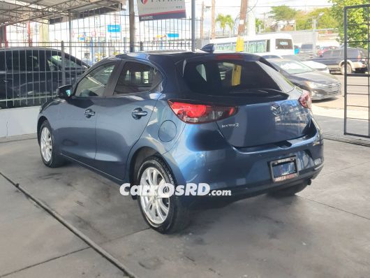 Mazda 2 Carros en venta