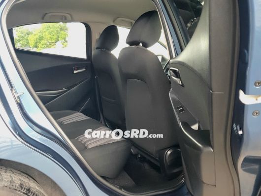 Mazda 2 Carros en venta