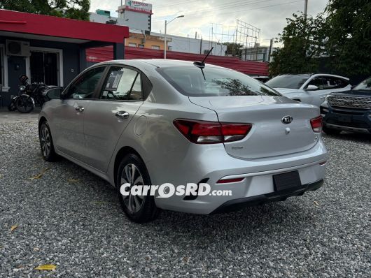 Kia Rio Carros en venta