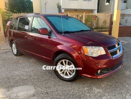 Dodge Grand Caravan Minivan en venta