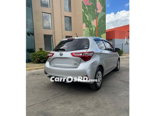 Toyota Vitz Hatchback en venta