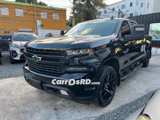 Chevrolet Silverado Camioneta en venta
