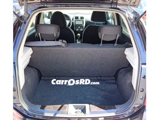 Nissan March Carros en venta