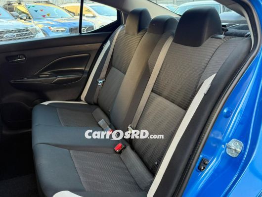 Nissan Versa Carros en venta