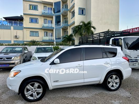Toyota RAV4 Jeepeta en venta
