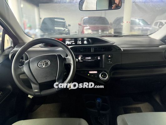 Toyota Aqua Carros en venta