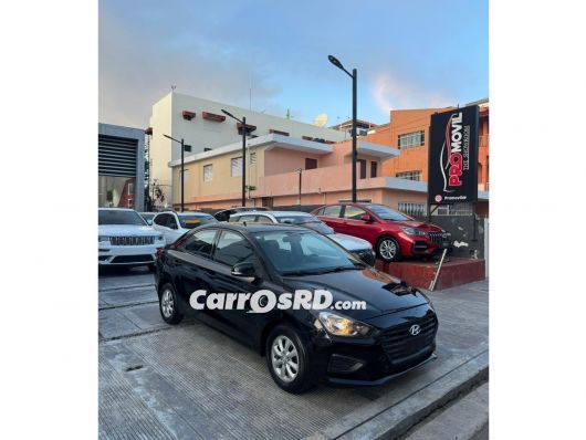 Hyundai Verna Carros en venta