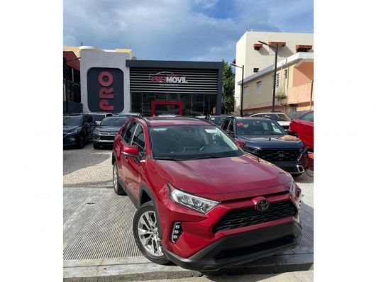 Toyota RAV4 XLE Premium en venta