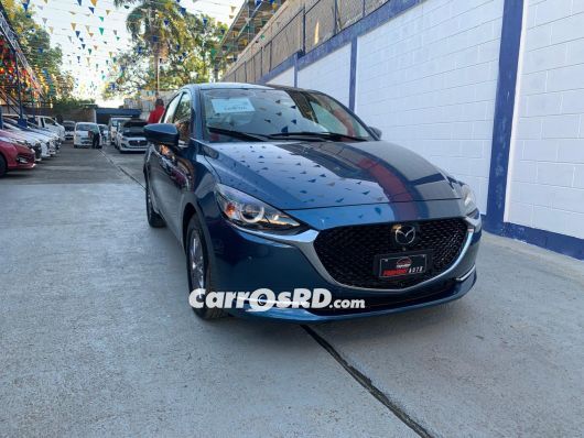 Mazda 2 Carros en venta