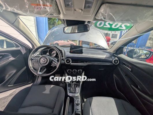 Mazda 2 Carros en venta
