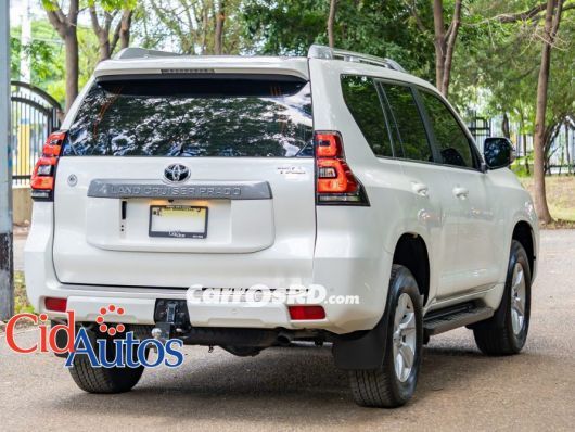 Toyota Land C. Prado Jeepeta en venta