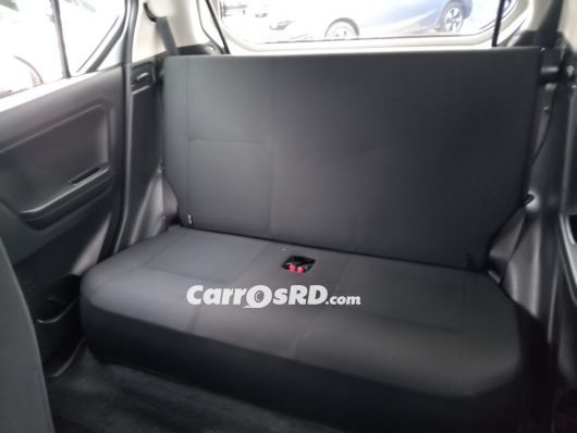 Daihatsu Mira Hatchback en venta