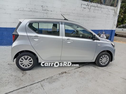 Daihatsu Mira Hatchback en venta