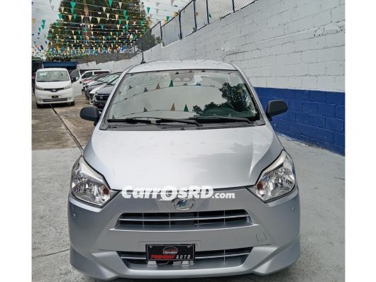 Daihatsu Mira Hatchback en venta