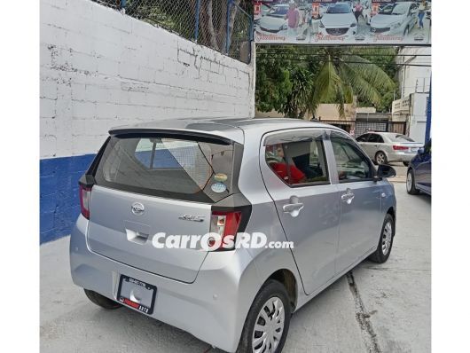 Daihatsu Mira Hatchback en venta