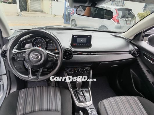 Mazda Demio Hatchback en venta