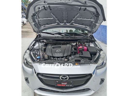 Mazda Demio Hatchback en venta