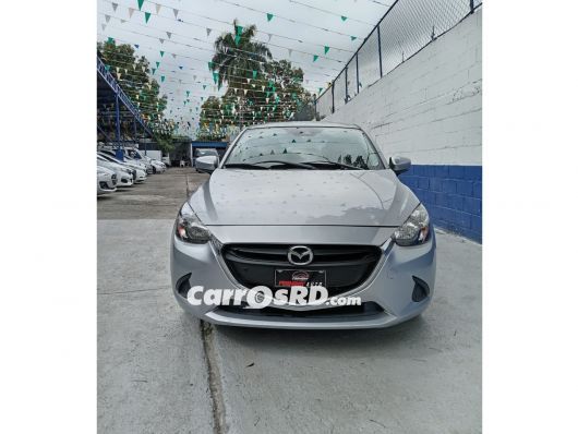 Mazda Demio Hatchback en venta