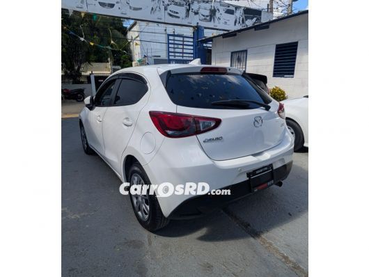 Mazda Demio Hatchback en venta