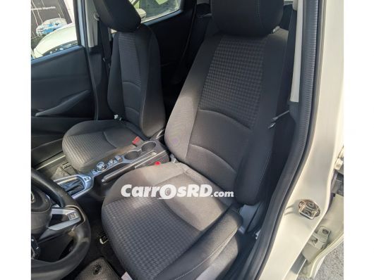 Mazda Demio Hatchback en venta