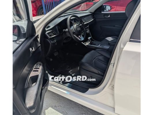 Kia K5 Carros en venta