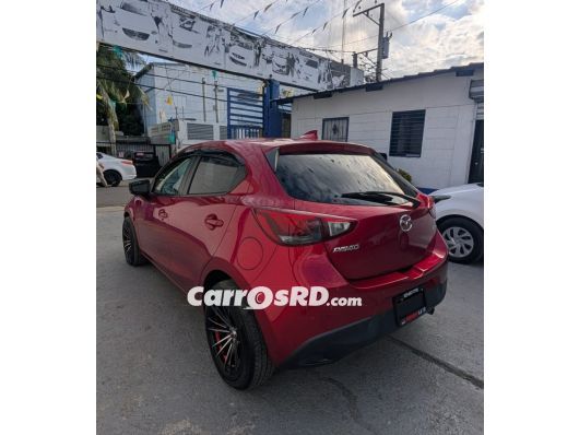 Mazda Demio Hatchback en venta