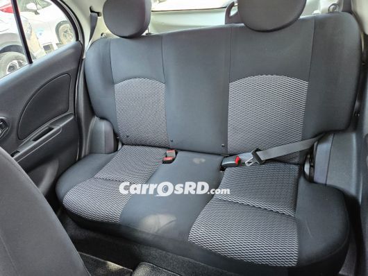 Nissan March Hatchback en venta