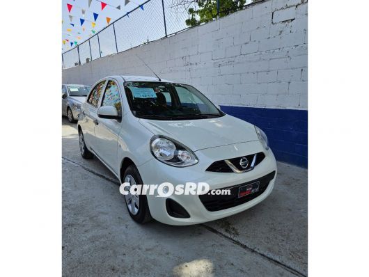 Nissan March Hatchback en venta