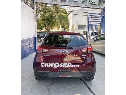 Mazda Demio Hatchback en venta