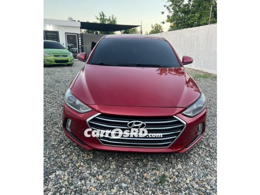 Hyundai Elantra Carros en venta