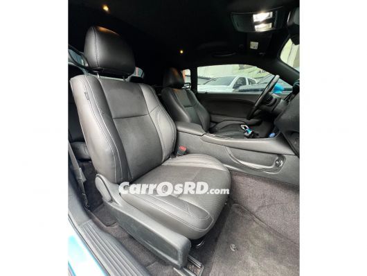 Dodge Challenger Carros en venta