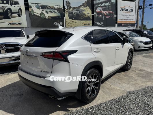 Lexus NX Jeepeta en venta