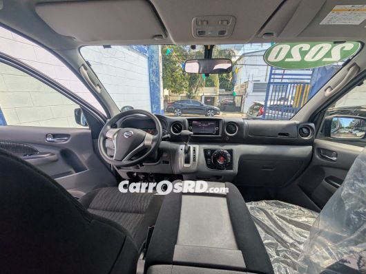 Nissan NV Minivan en venta