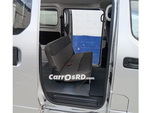 Nissan NV Minivan en venta