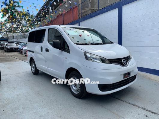 Nissan NV Minivan en venta