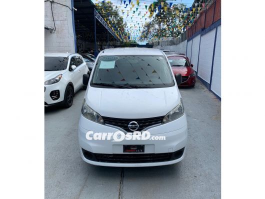 Nissan NV Minivan en venta