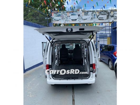 Nissan NV Minivan en venta