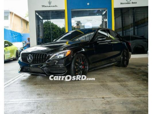 Mercedes-Benz Clase C Carros en venta