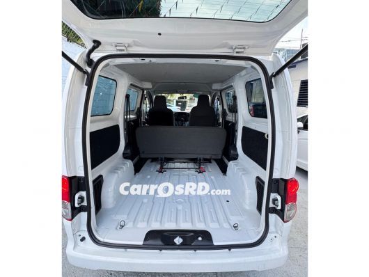 Nissan NV Minivan en venta
